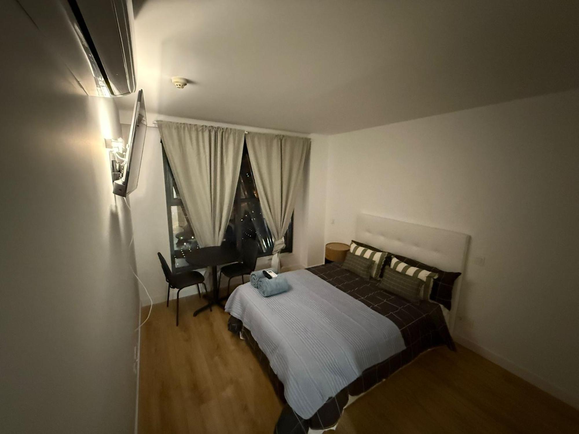 To Room Madrid Castellana المظهر الخارجي الصورة