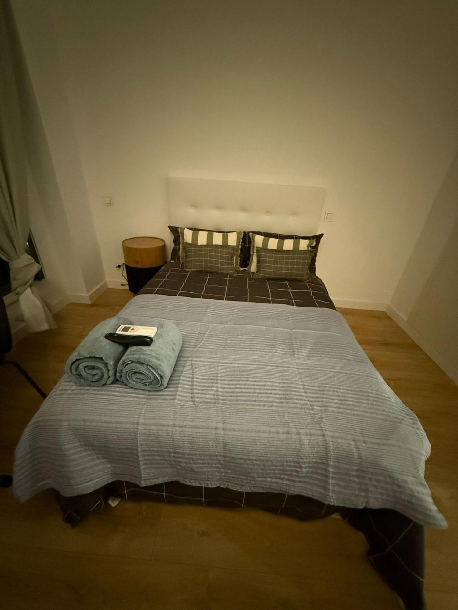 To Room Madrid Castellana المظهر الخارجي الصورة